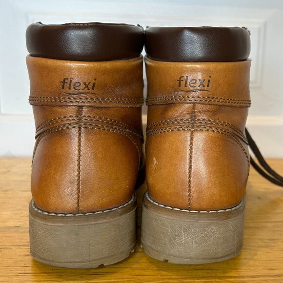 Flexi Leather Boots - Picture 2 of 3